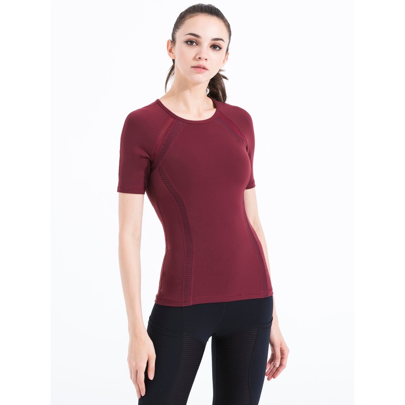 PLEATED MESH TEE, BORDEAUX