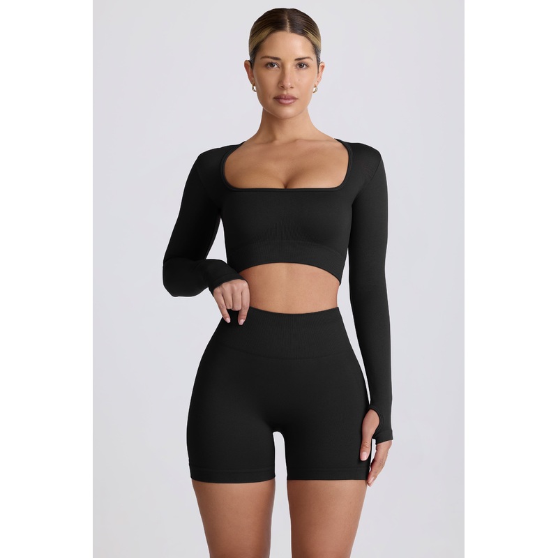 Super Sculpt Seamless Long-Sleeve Crop Top in Black