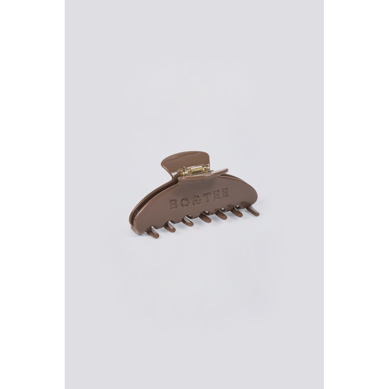 Medium Claw Clip in Mocha