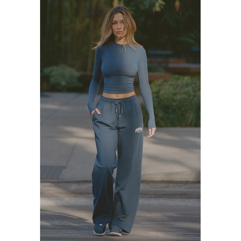 Mid-Rise Wide-Leg Joggers in Dark Navy