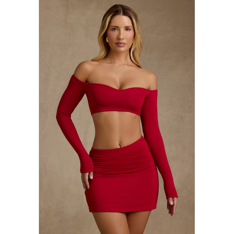 Modal Contrast-Trim Crop Top in Red