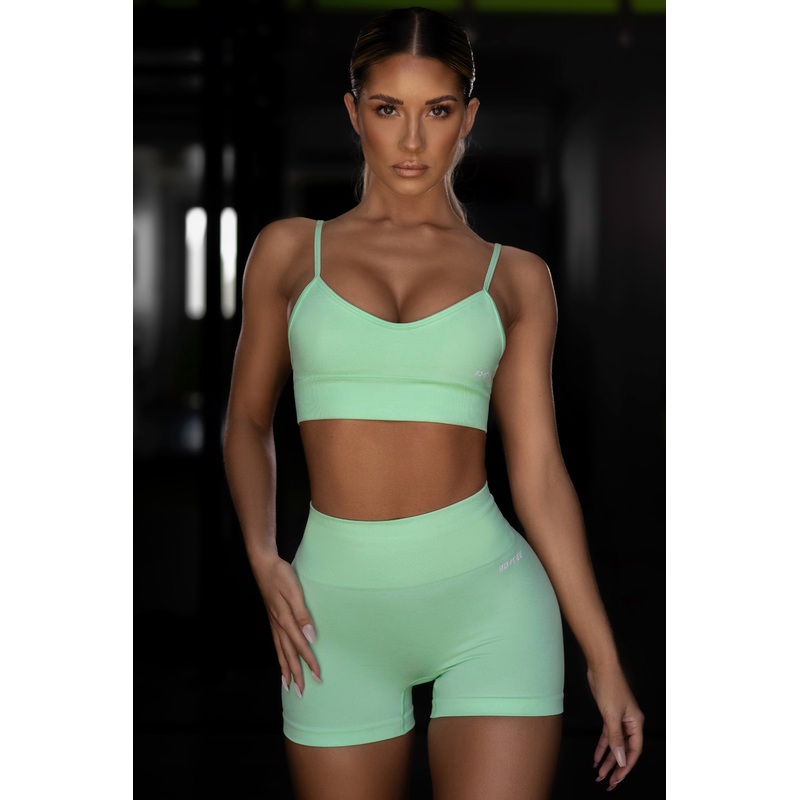 Empower Seamless V Neck Sports Bra in Green