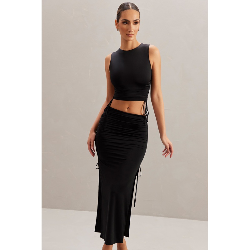 Mid Rise Midi Skirt in Black