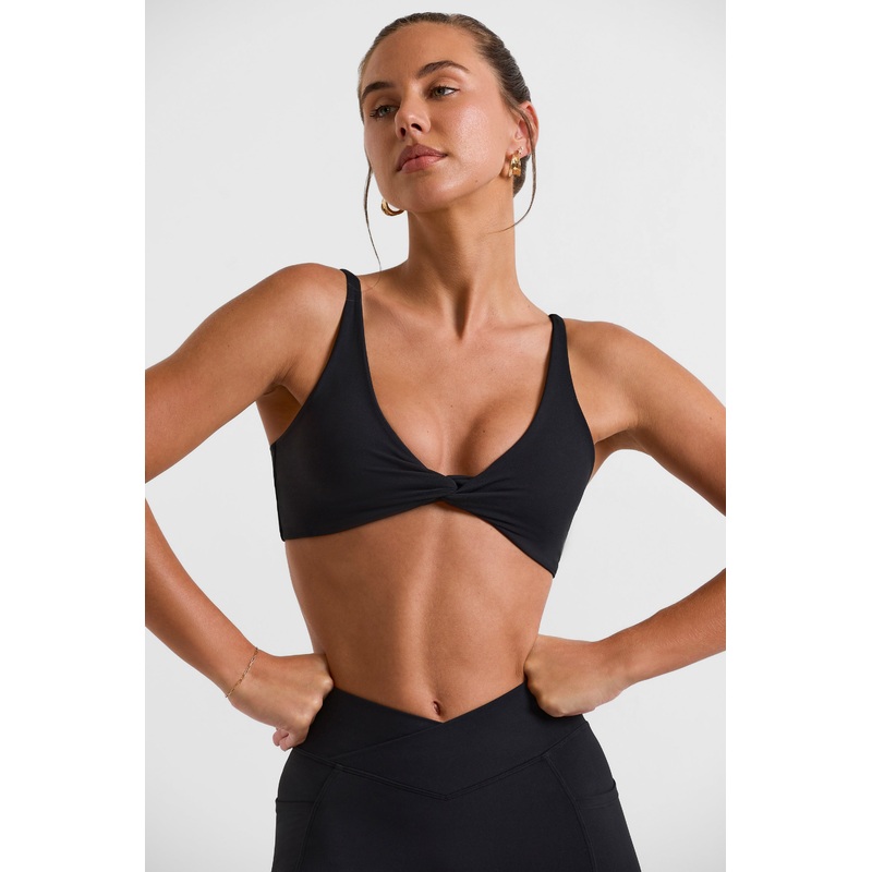 Twist Bust Sports Bra in Black