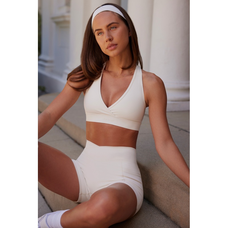 Cut Out Back Sports Bra in White
