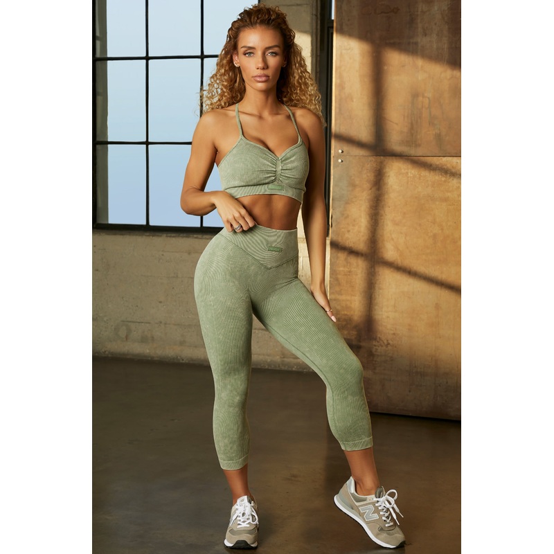 Consistency Seamless 3/4 Length Leggings With Shaping Detail in Washed Khaki