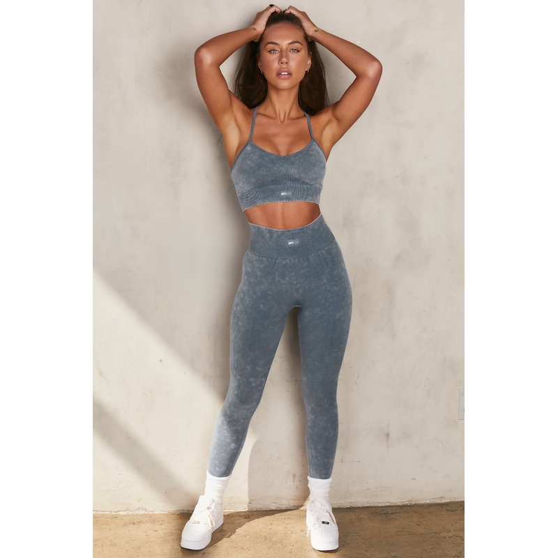 Oxygen Seamless Acid Wash Sports Bra in Charcoal