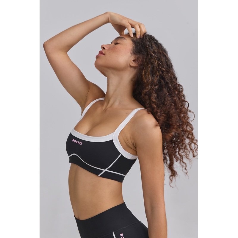 Soft Active Contrast-Trim Sports Bra in Black