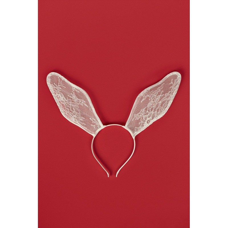 Wired Lace Bunny Ears in White