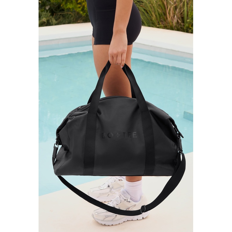 Logo Duffle Bag in Black