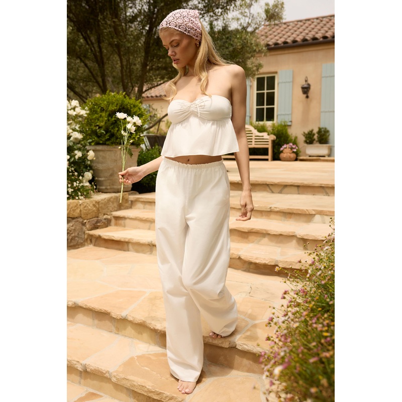 Mid-Rise Wide-Leg Trousers in White